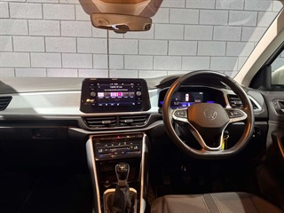 Used Volkswagen T-Roc from One Automotive