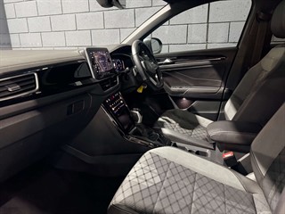 Used Volkswagen T-Roc from One Automotive