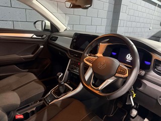 Used Volkswagen T-Roc from One Automotive