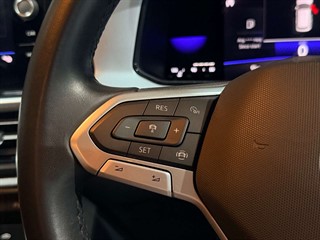 Used Volkswagen T-Roc from One Automotive