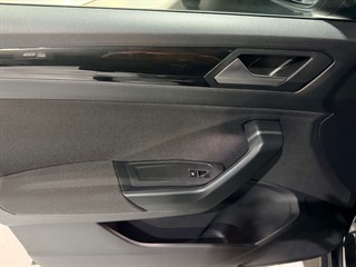 Used Volkswagen T-Roc from One Automotive