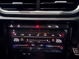 Used Volkswagen T-Roc from One Automotive