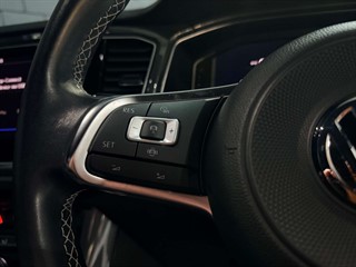 Used Volkswagen T-Roc from One Automotive