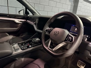 Used Volkswagen Touareg from One Automotive