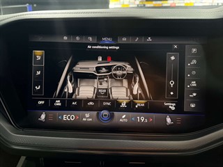 Used Volkswagen Touareg from One Automotive