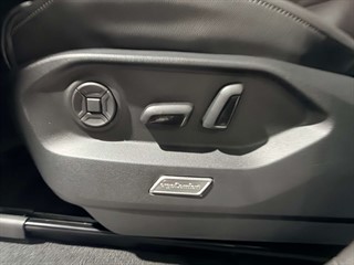 Used Volkswagen Touareg from One Automotive