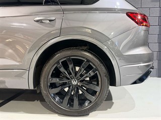 Used Volkswagen Touareg from One Automotive