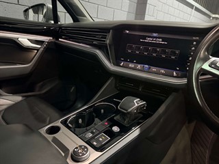 Used Volkswagen Touareg from One Automotive