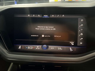 Used Volkswagen Touareg from One Automotive