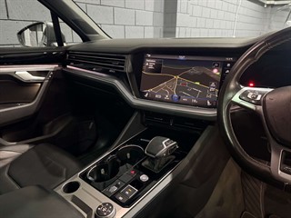 Used Volkswagen Touareg from One Automotive