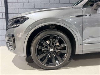 Used Volkswagen Touareg from One Automotive