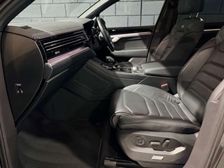 Used Volkswagen Touareg from One Automotive