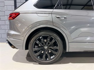 Used Volkswagen Touareg from One Automotive