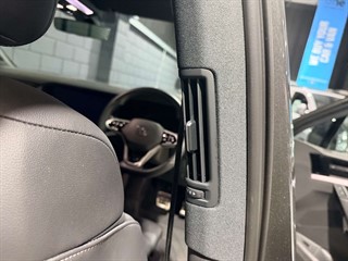 Used Volkswagen Touareg from One Automotive