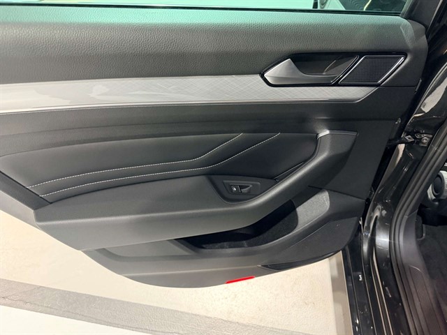 Used Volkswagen Passat