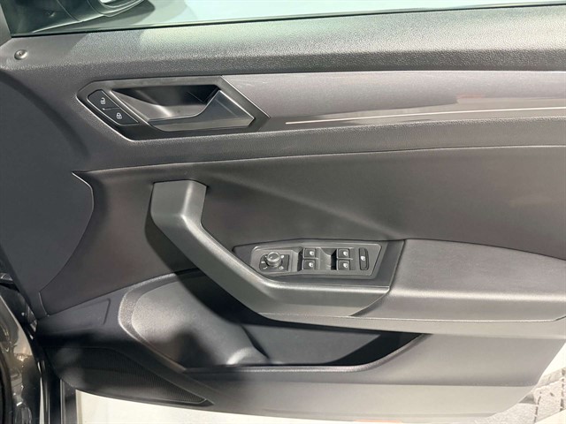 Used Volkswagen T-Roc