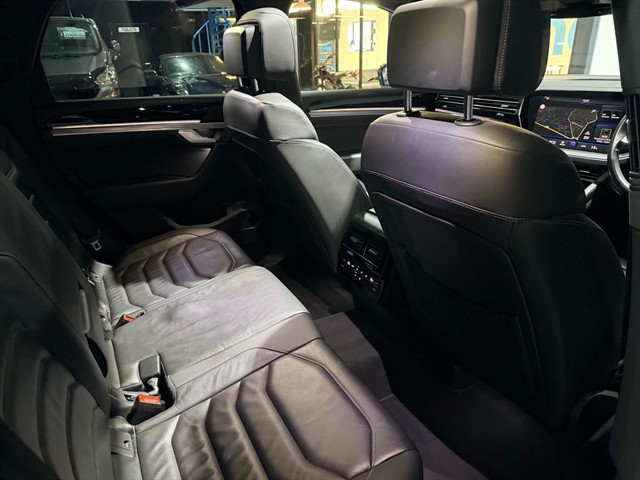 Used Volkswagen Touareg