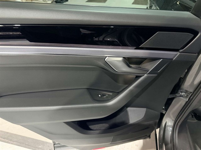 Used Volkswagen Touareg