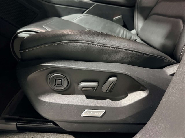 Used Volkswagen Touareg