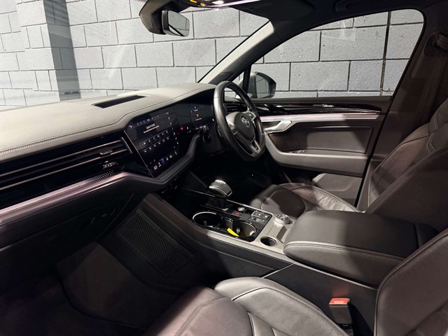 Used Volkswagen Touareg