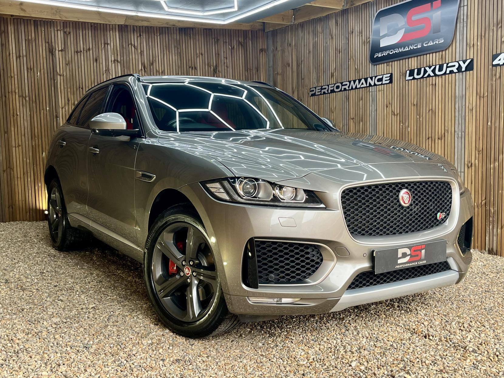 2017 Jaguar F-Pace