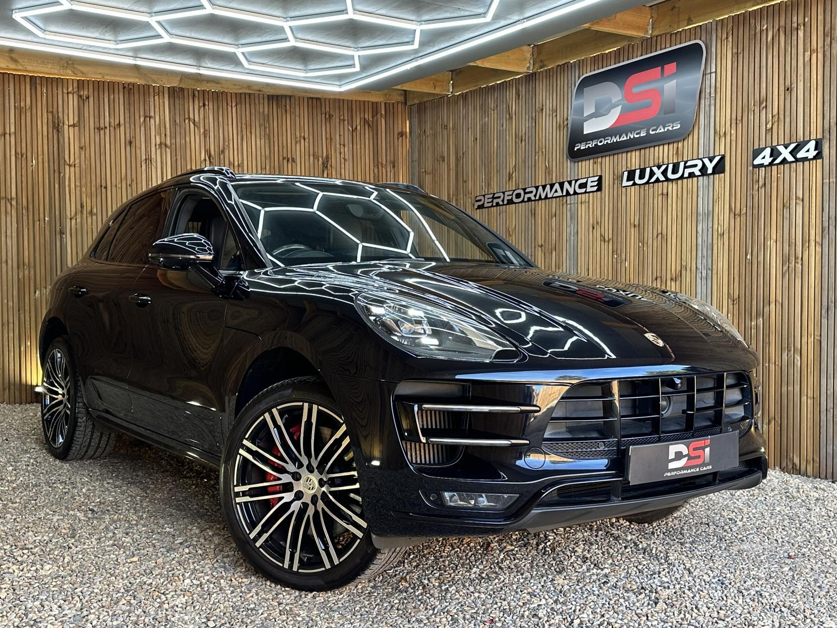 2017 Porsche Macan