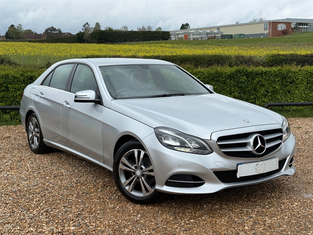 2014 Mercedes-Benz E-Class 2.1TD E220 SE 2.1CDI (177bhp) Saloon 4d