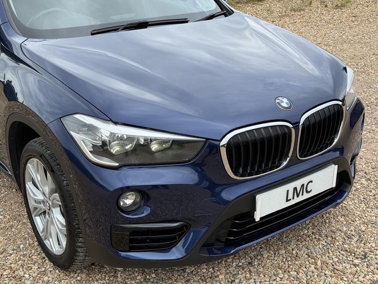 2018 BMW X1 thumbnail 3