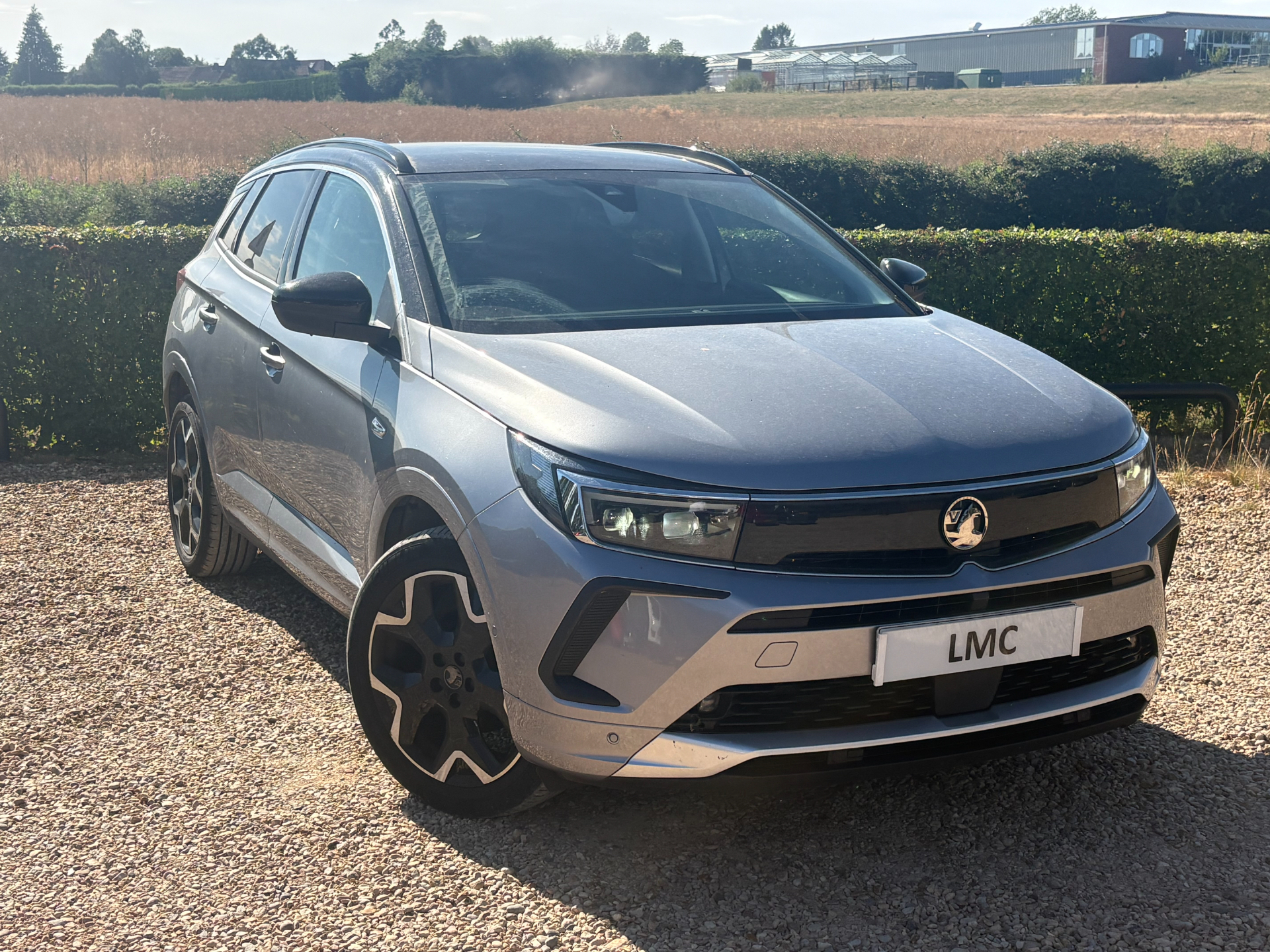 2022 Vauxhall Grandland — photo 1 of 5