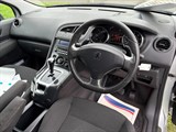 Used Peugeot 5008