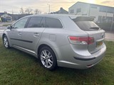 Used Toyota Avensis