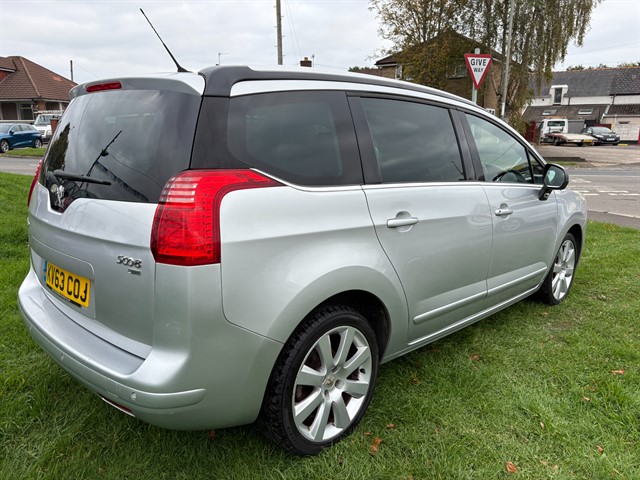 Used Peugeot 5008