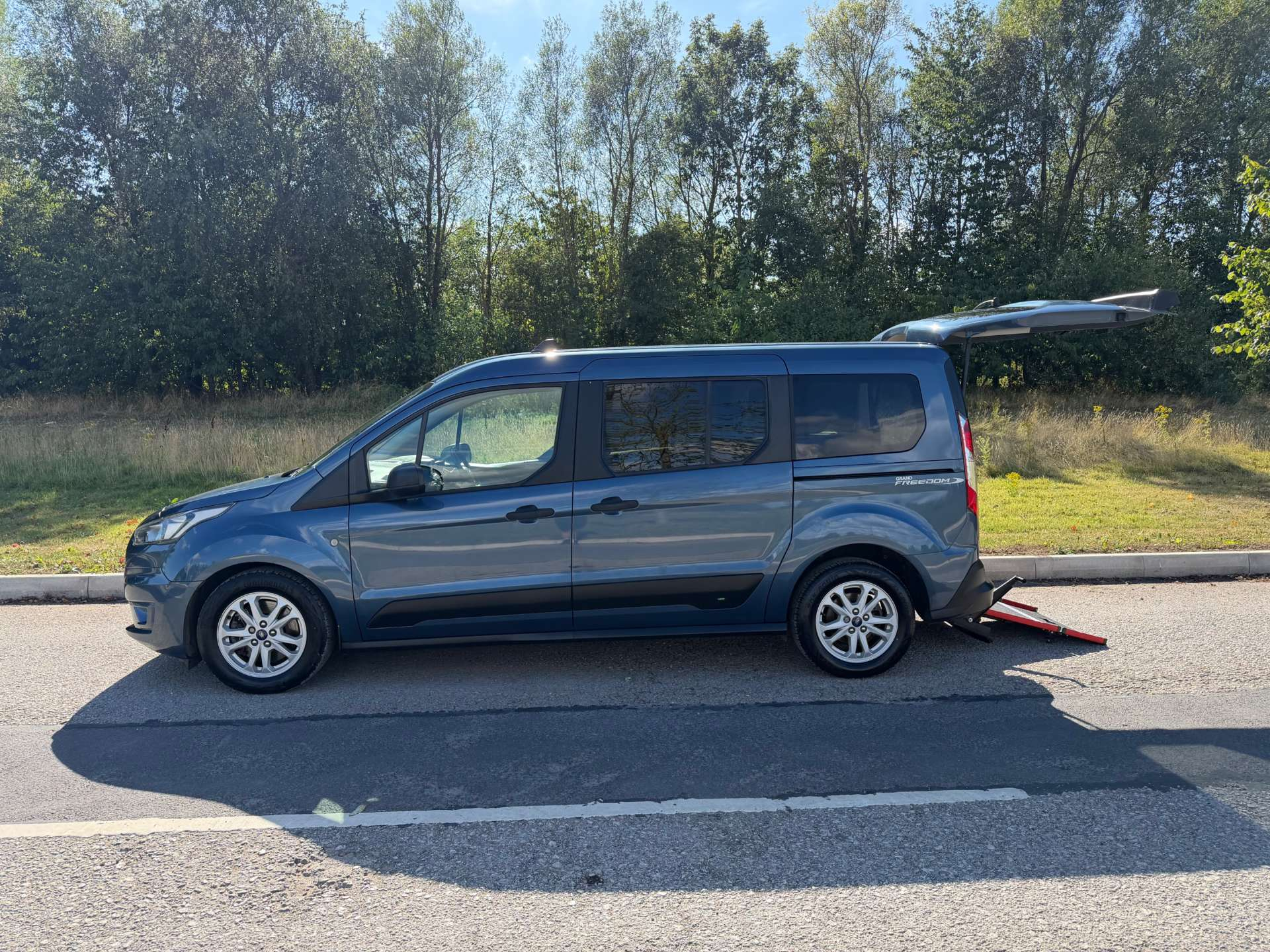 Ford Grand Tourneo Connect
