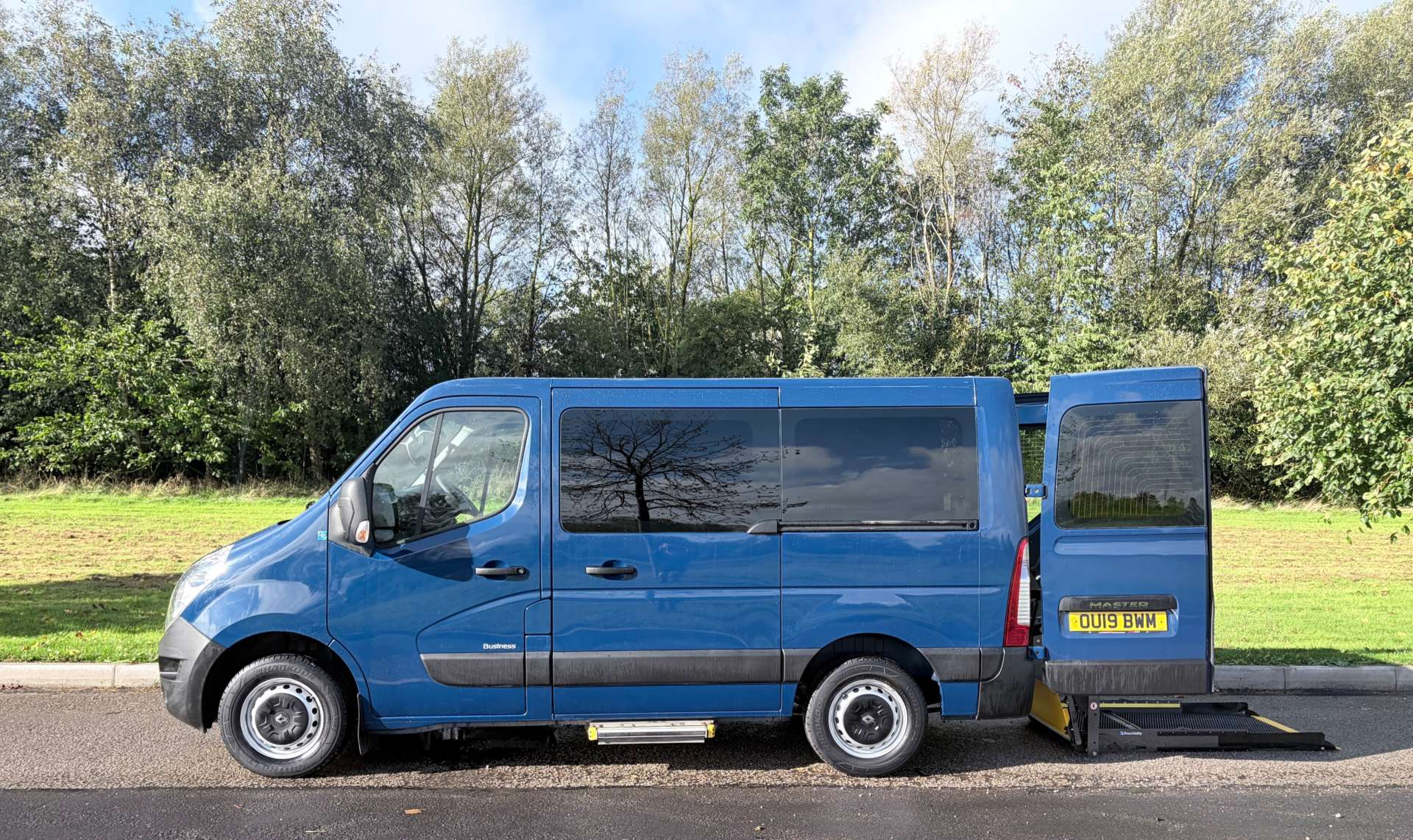 Used Renault Master SL28 *Automatic* WHEELCHAIR ACCESSIBLE VEHICLE ...