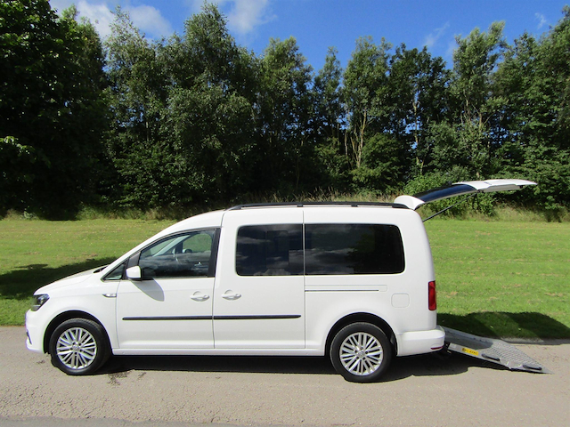 Used Volkswagen Caddy Maxi Life TDI BlueMotion Tech DSG Euro