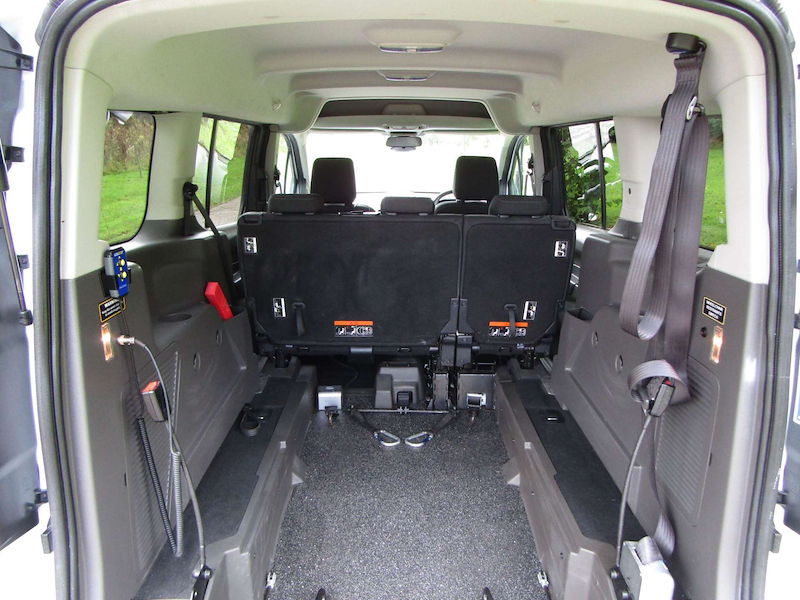 Used Ford Grand Tourneo Connect Titanium WHEELCHAIR ACCESSIBLE for sale ...