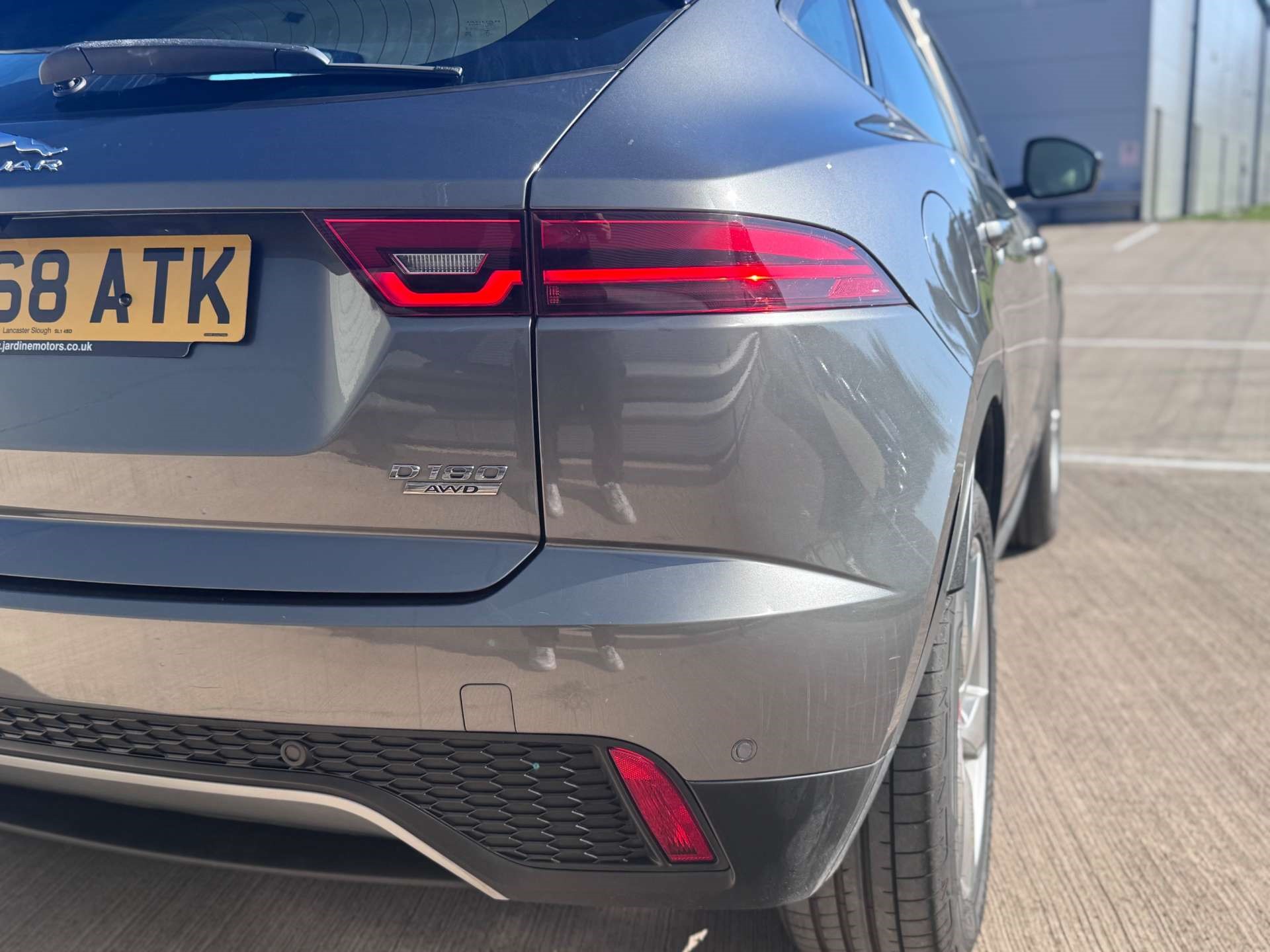 2018 Jaguar E-Pace thumbnail 10