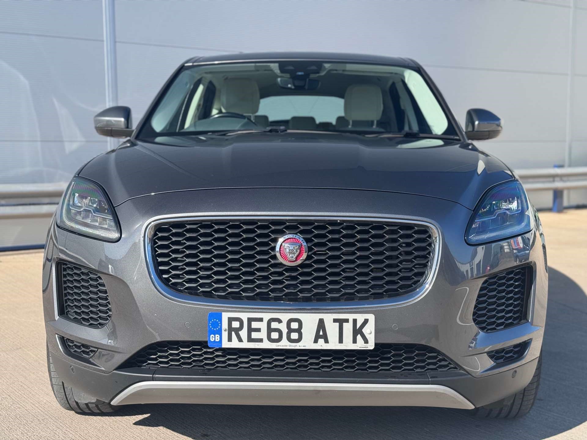 2018 Jaguar E-Pace thumbnail 2