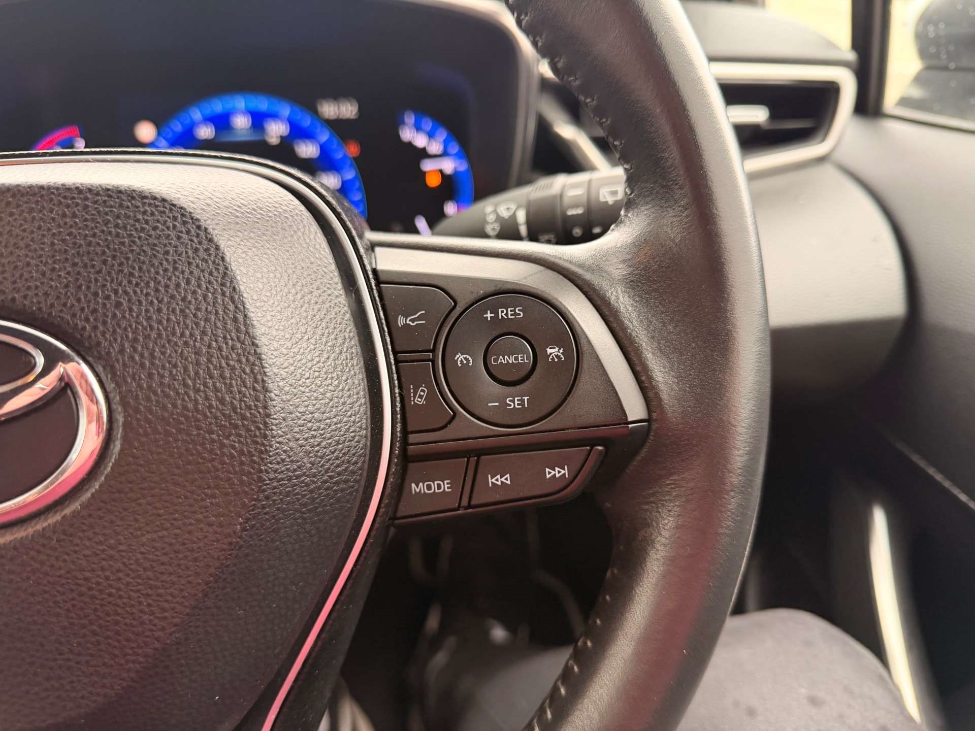 2020 Toyota Corolla thumbnail 19