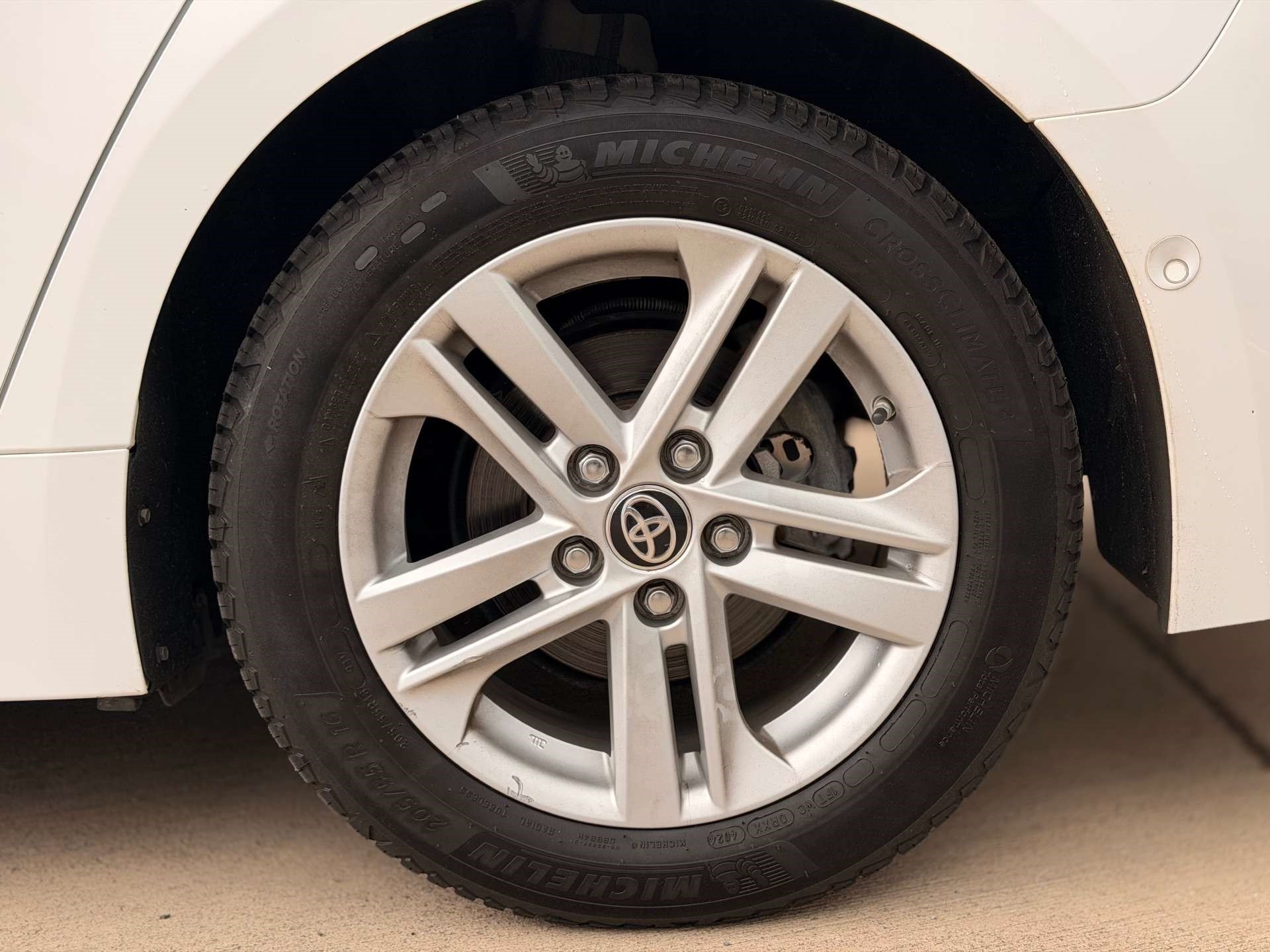 2020 Toyota Corolla thumbnail 10