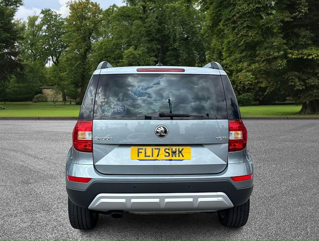 2017 Skoda Yeti thumbnail 7