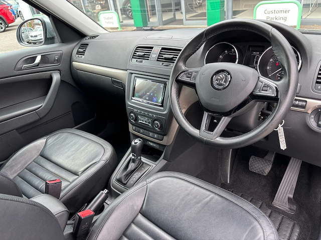 2017 Skoda Yeti thumbnail 24