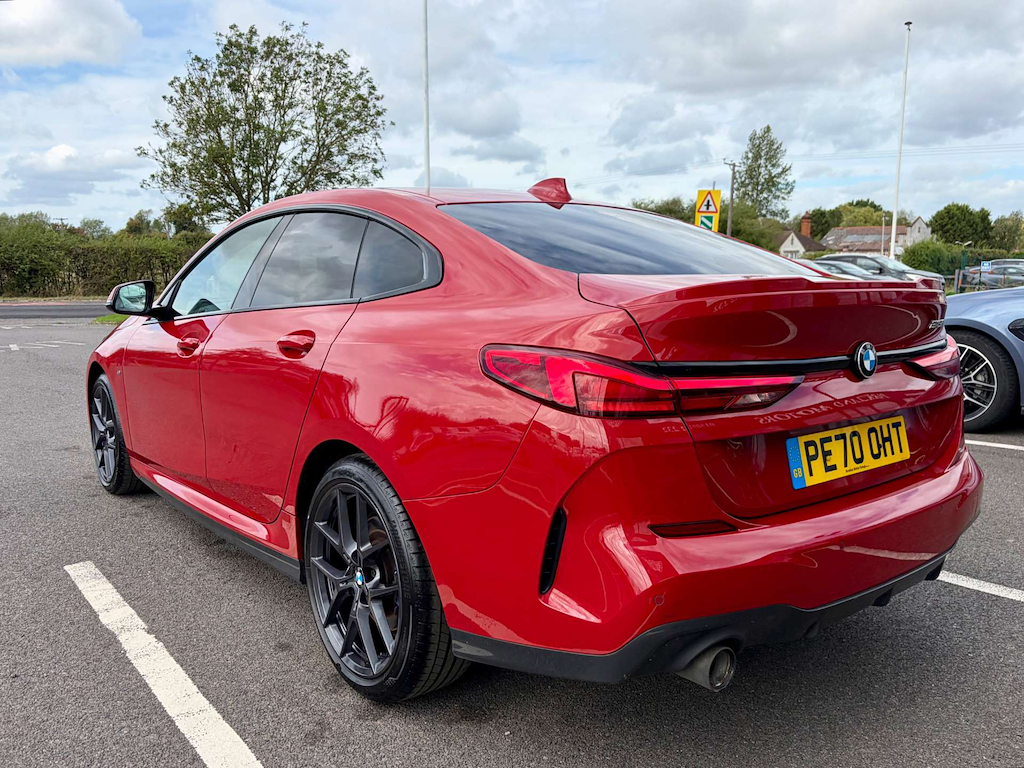 2020 BMW 218i — image 7