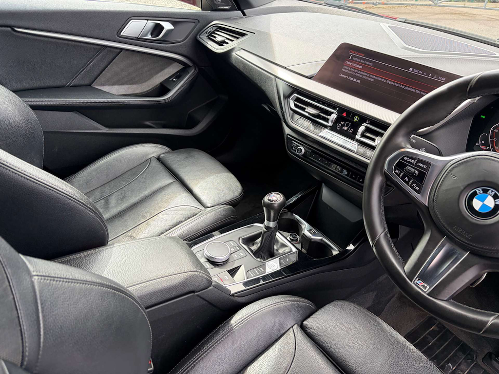 2020 BMW 218i — image 36