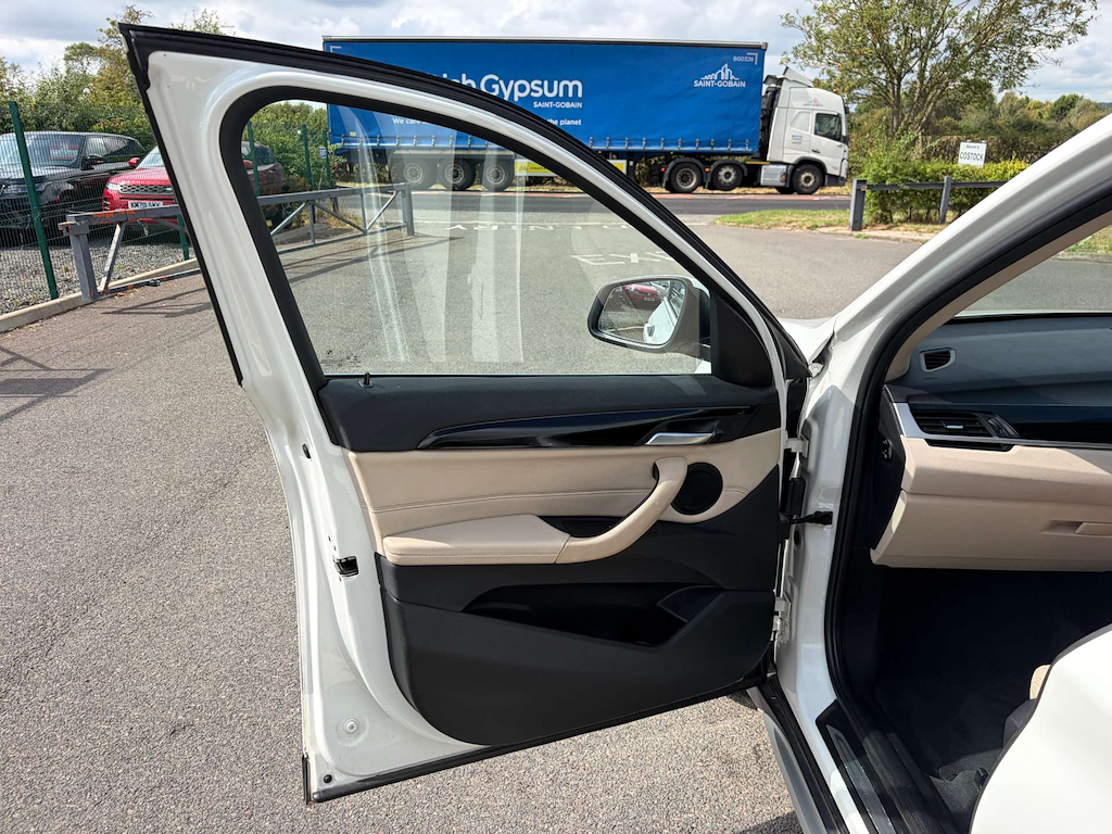 2018 BMW X1 — image 15