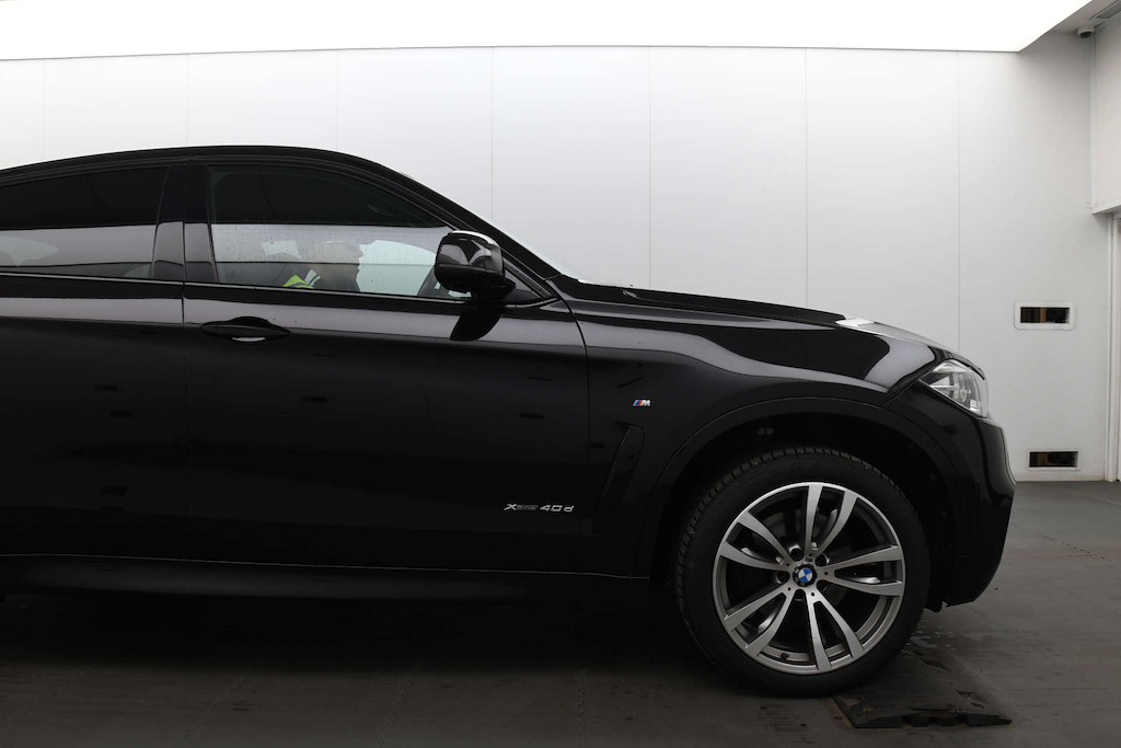 2018 BMW X6 — image 11