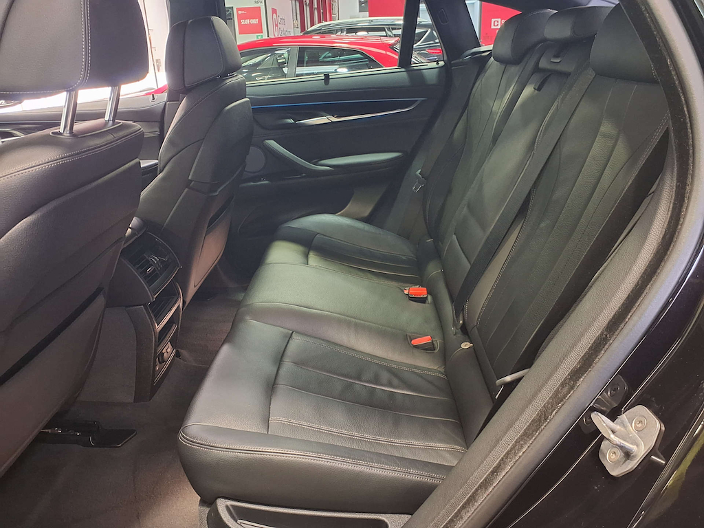 2018 BMW X6 — image 17