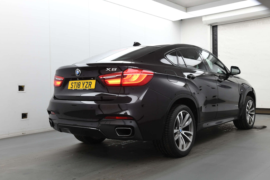 2018 BMW X6 — image 10