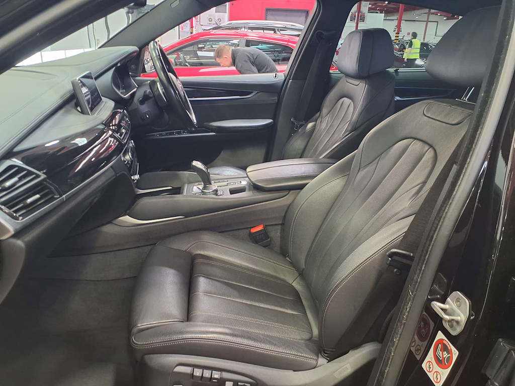 2018 BMW X6 — image 16