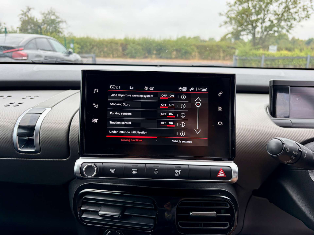 2020 Citroen C4 — image 39